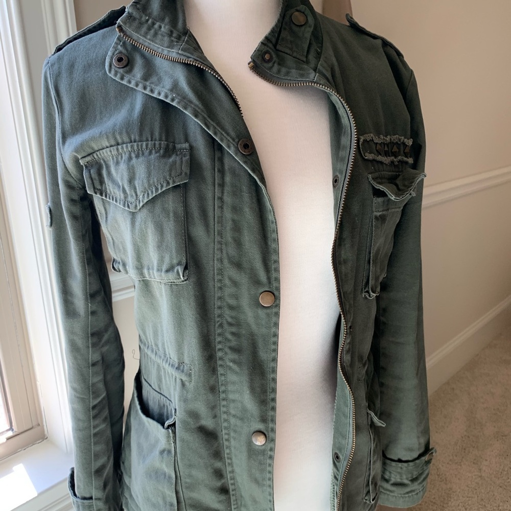 ❌SOLD❌ Forever 21 Military Green Utility Jacket
